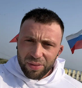 Кнауб Артём Валерьевич